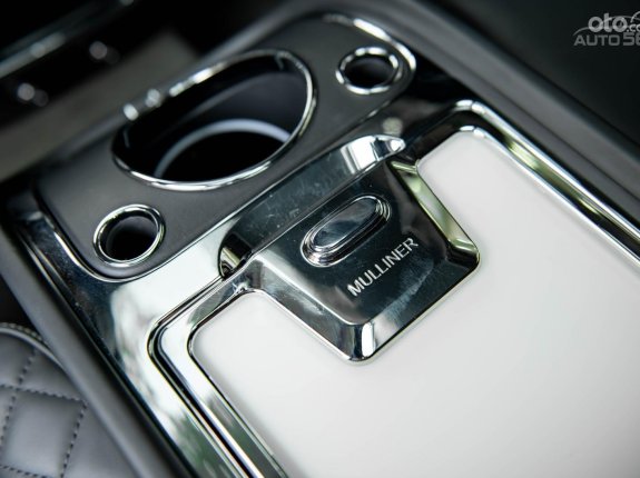 Bentley Bentayga Design Series 2019 - Xe màu đen