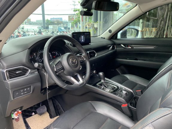 Mazda CX-5 2.0 Premium 2019 - Xe cực mới, biển thành phố, có trả góp