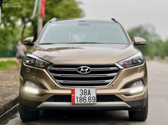 Hyundai Tucson 2018 - Màu nâu giá cạnh tranh