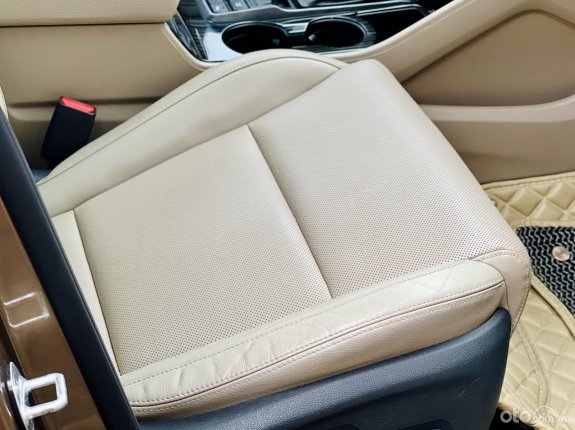 Hyundai Tucson 2018 - Màu nâu giá cạnh tranh