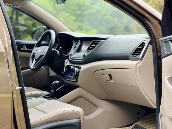 Hyundai Tucson 2018 - Màu nâu giá cạnh tranh