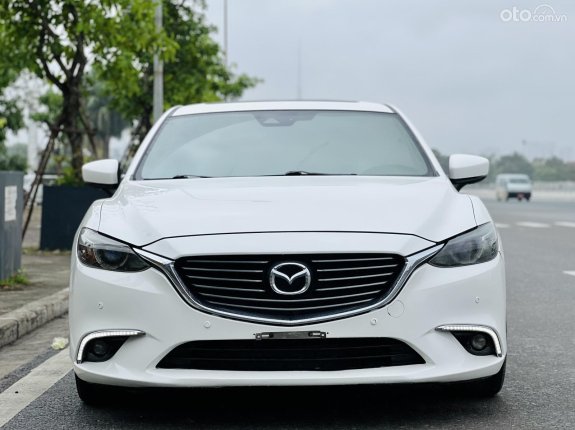 Mazda 6 2.5L Premium 2017 - Màu trắng, giá cực tốt