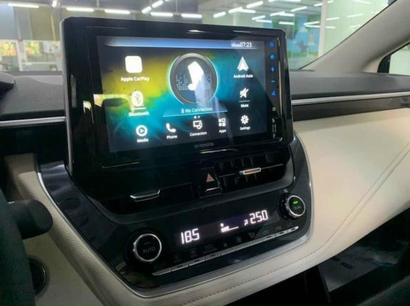 Toyota Corolla Altis 2022 - Mới nhất, giảm giá sốc nhất, tư vấn phong thủy xe miễn phí, xe sẵn giao ngay hỗ trợ trả góp 85%