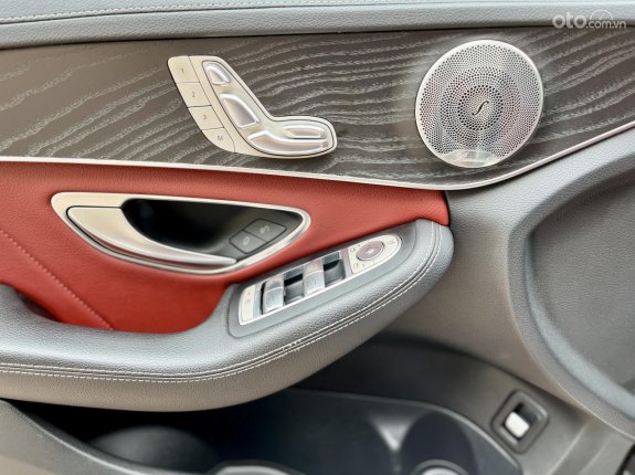 Mercedes-Benz C300 AMG 2015 - Model 2016 biển Hà Nội