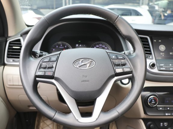 Hyundai Tucson 2018 - Bản Full