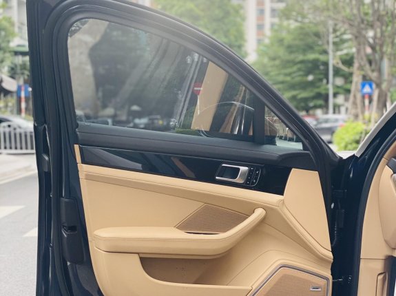 Porsche Panamera 4S Executive 2017 - Màu xanh Night Blue (Wrap màu xám xi măng), nội thất kem, tên cá nhân, một chủ từ mới