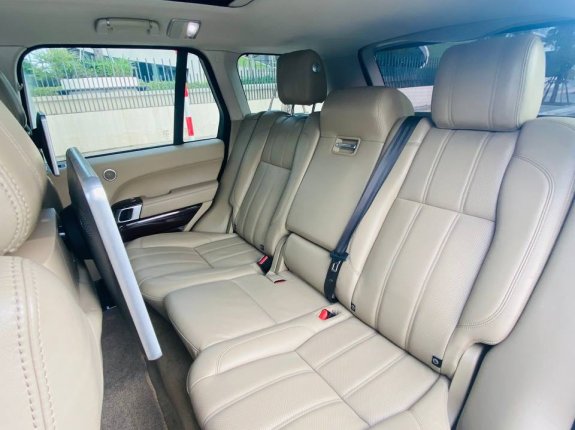 Land Rover Range Rover 2013 - Model 2014, màu đen, nội thất kem, cá nhân một chủ từ mới