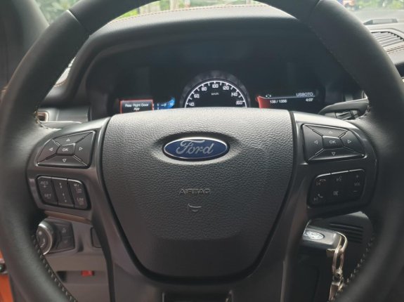 Ford Ranger 2017 - Máy dầu, màu cam, 1 chủ mới 80%