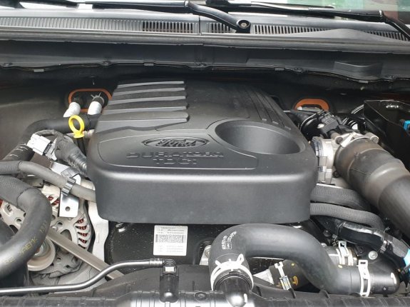 Ford Ranger 2017 - Máy dầu, màu cam, 1 chủ mới 80%