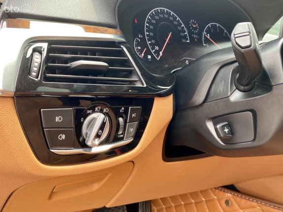 BMW 530i 2018 - Sang trọng đẳng cấp