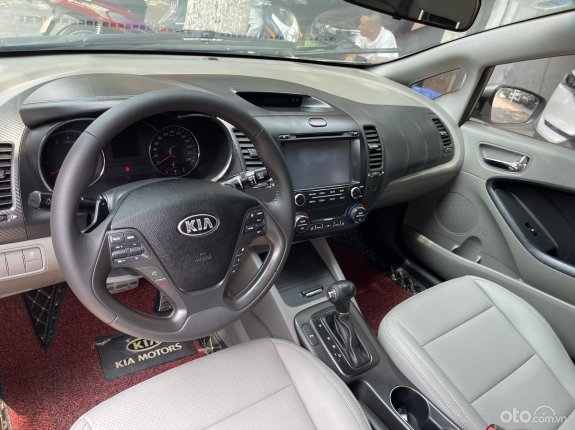 Kia K3 2.0AT 2016 - Tên tư nhân chính chủ