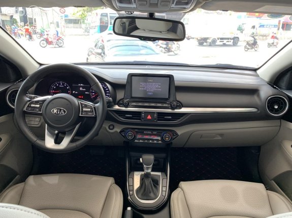 Kia Cerato 1.6 AT Luxury 2020 - Xe màu đỏ, cực mới, bao check hãng, có trả góp