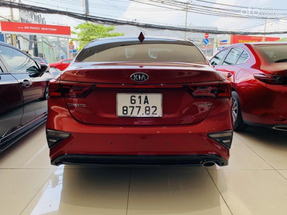 Kia Cerato 1.6 AT Luxury 2020 - Xe màu đỏ, cực mới, bao check hãng, có trả góp