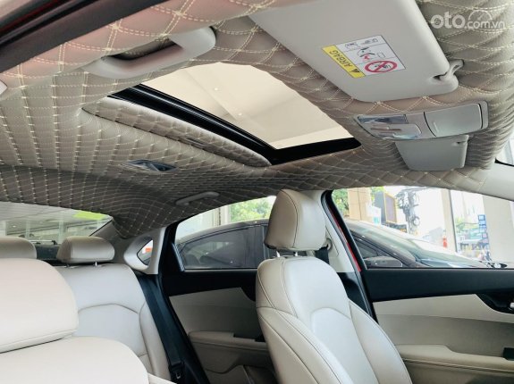 Kia Cerato 1.6 AT Luxury 2020 - Xe màu đỏ, cực mới, bao check hãng, có trả góp