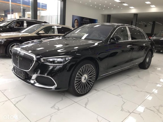 Mercedes-Benz Maybach S580 4Matic 2022 - Xe màu đen, nội thất nâu da bò, cam kết có xe luôn