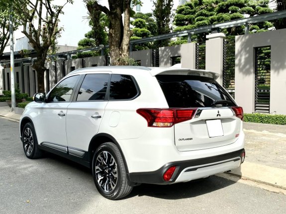 Mitsubishi Outlander 2.0 CVT 2020 - Model 2021 - full options