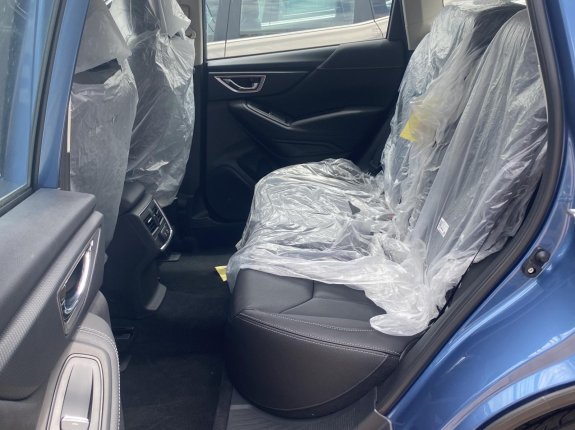 Subaru Forester 2.0i-L 2022 - Giá 929tr, màu xanh lam