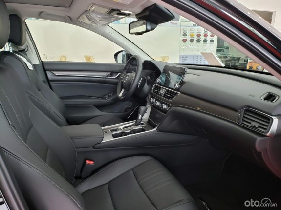 Honda Accord 2021 - Bảo hiểm vật chất thân xe - Miễn phí 1 năm bảo dưỡng