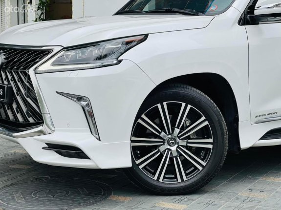 Lexus LX 570 2018 - Siêu đẹp, xe đi giữ gìn như mới