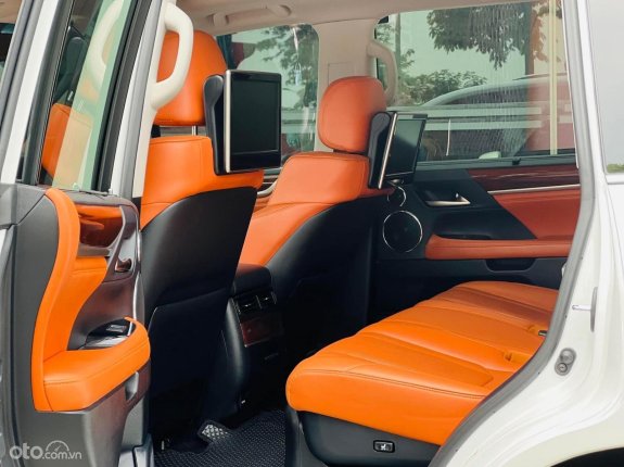 Lexus LX 570 2018 - Siêu đẹp, xe đi giữ gìn như mới