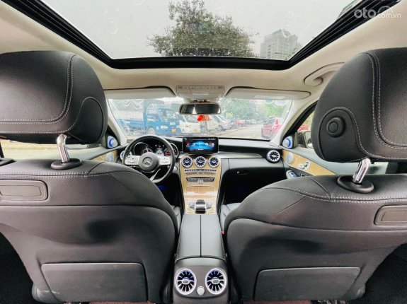 Mercedes-Benz C250 Exclusive 2017 - Cực đẹp và chất. Trả góp 250tr nhận xe đi luôn