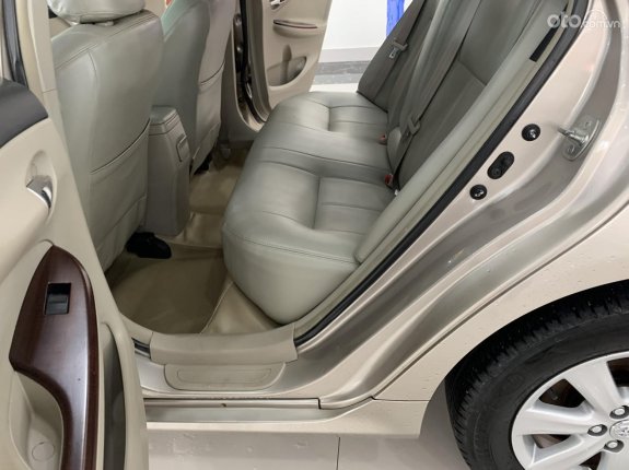 Toyota Corolla Altis 1.8G MT 2014 - Bán xe biển tỉnh