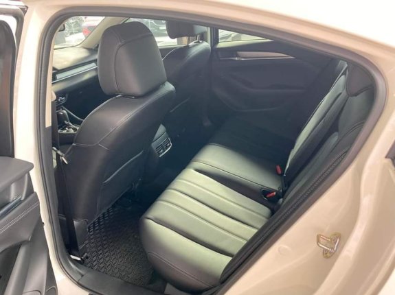 Mazda 6 2.0L Luxury 2021 - Xe mới tinh sẵn xe giao ngay