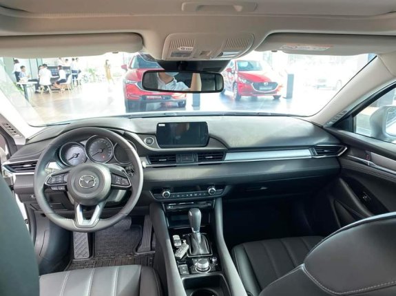 Mazda 6 2.0L Luxury 2021 - Xe mới tinh sẵn xe giao ngay