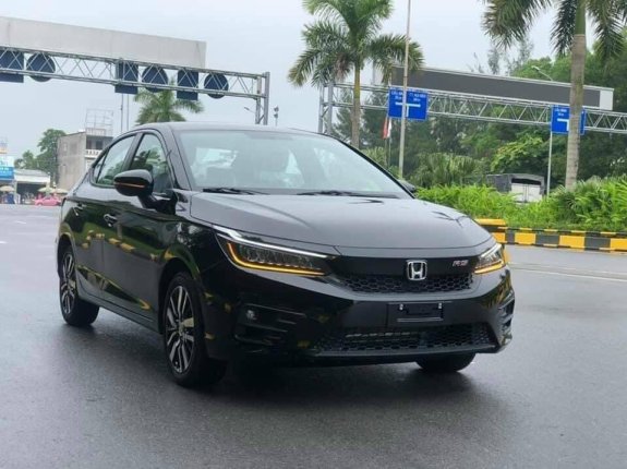 KM lên đến 100tr tiền mặt - Sẵn xe giao ngay