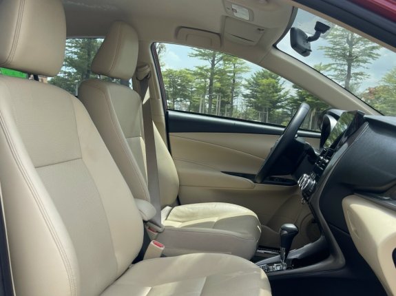 Toyota Vios 1.5 E CVT 2021 - Biển thành phố