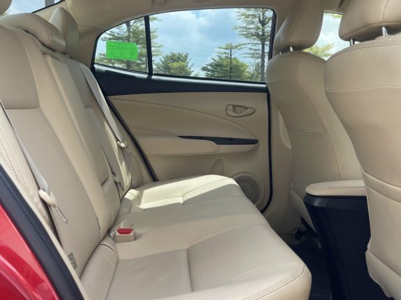 Toyota Vios 1.5 E CVT 2021 - Biển thành phố