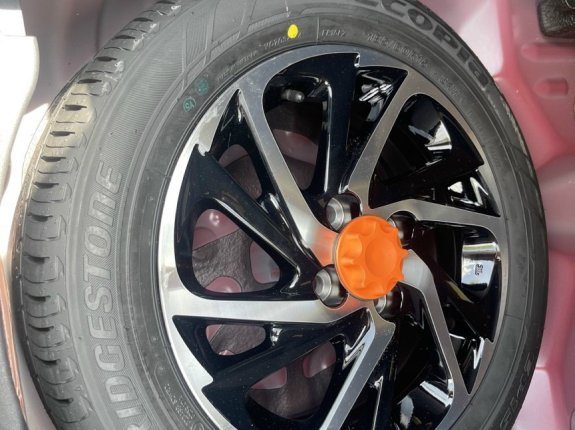 Toyota Vios 1.5 E CVT 2021 - Biển thành phố