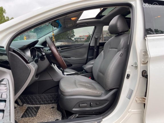 Hyundai Sonata 2011 - Đăng ký 2011, xe gia đình, giá chỉ 430tr