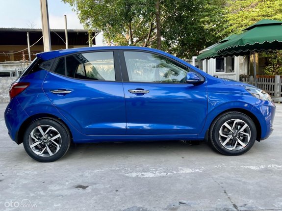 Hyundai Grand i10 Hatchback 1.2 AT 2022 - Giá ưu đãi, sẵn xe giao ngay trước hạn giảm 50% thuế trước bạ