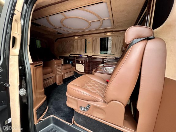 Mercedes-Benz V250 Luxury 2015 - Bán xe Minivan hạng sang nâng cấp Maybach