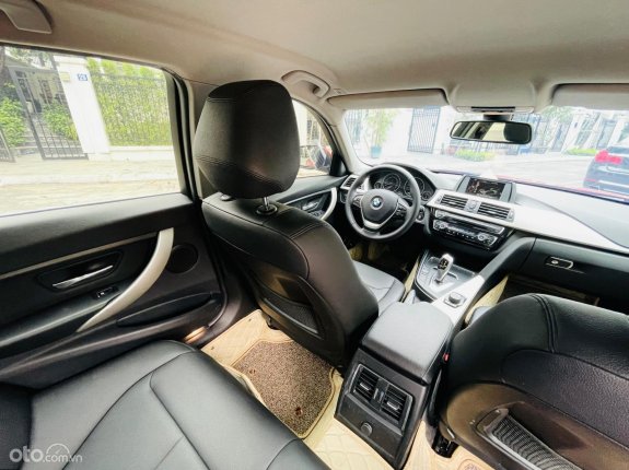 BMW 320i M Sport 2016 - Xe rất đẹp và chất. Trả góp 100tr nhận xe luôn