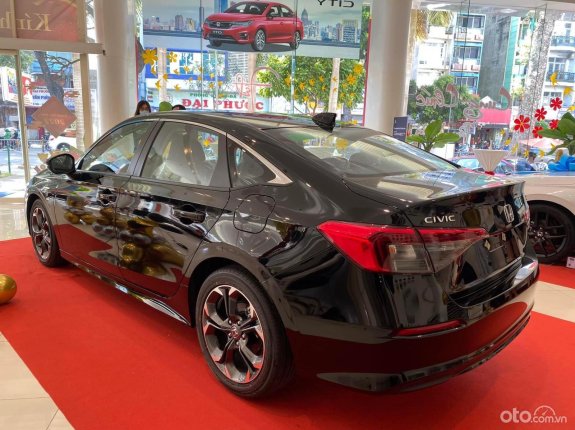 Honda Civic 2022 - Giá cạnh tranh - Khuyến mãi gói phụ kiện tuỳ chọn