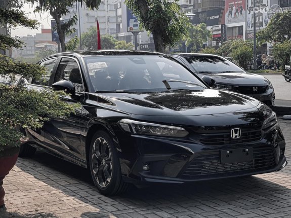 Honda Civic 2022 - Giá cạnh tranh - Khuyến mãi gói phụ kiện tuỳ chọn
