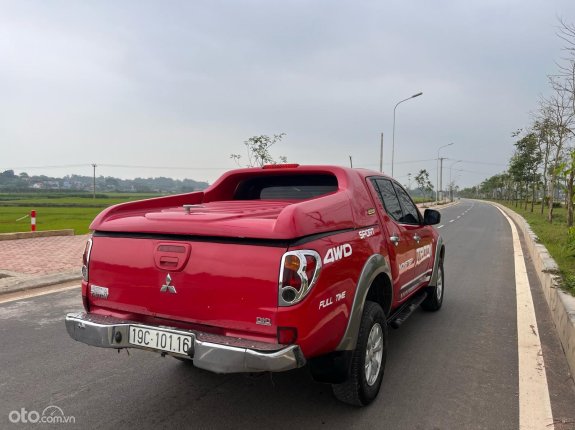 Mitsubishi Triton 2011 - Số tự động 2 cầu máy dầu, xe gia đình giá tốt 320tr
