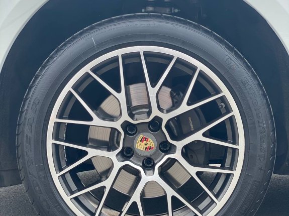 Porsche Macan tiêu chuẩn 2016 - Model 2017, up full phom 2021, giá 2 tỷ 850tr