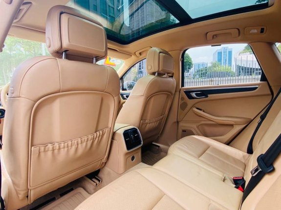 Porsche Macan tiêu chuẩn 2016 - Model 2017, up full phom 2021, giá 2 tỷ 850tr