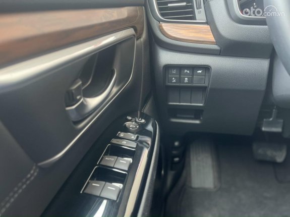 Honda CR-V 1.5 L 2020 - Có xe sẵn giao ngay