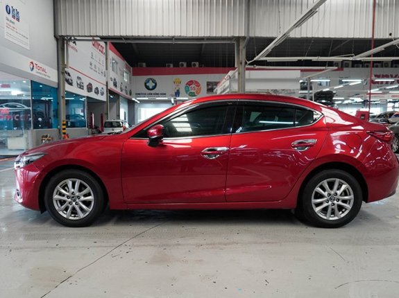 Mazda 3 Phiên bản khác 2019 - Sedan, màu đỏ