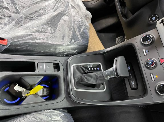 Hyundai Creta 1.5L Tiêu chuẩn 2022 - Màu trắng, xe giao ngay, ưu đãi cực khủng, hỗ trợ mua trả góp tới 85% giá trị xe