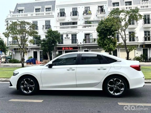 Honda Civic 2022 - Sẵn xe giao ngay - Ưu đãi lên đến 30tr