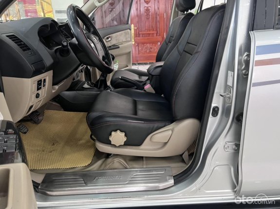 Toyota Fortuner 2.5G 4x2 MT 2014 - Bán xe máy dầu cực khỏe