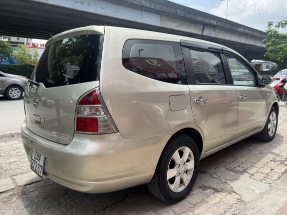 Nissan Grand livina 1.5 AT 2011 - Tư nhân 1 chủ sử dụng