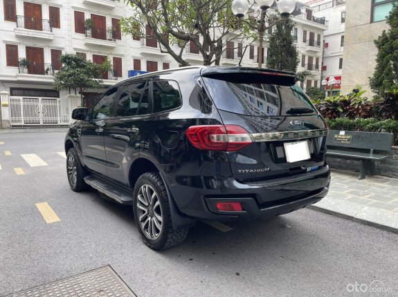 Ford Everest Titanium 2.0 AT 4x2 2021 - Chú ý xe siêu lướt, máy zin - Tặng 12 lần rửa xe, thay dầu cho chủ mới