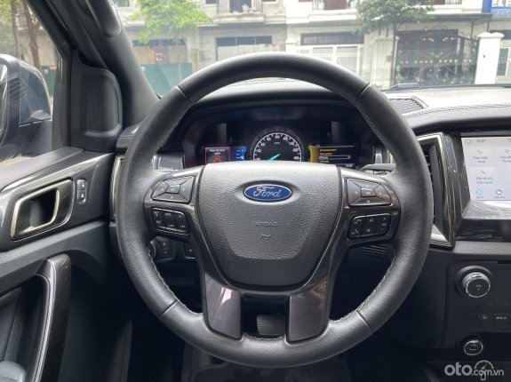 Ford Everest Titanium 2.0 AT 4x2 2021 - Chú ý xe siêu lướt, máy zin - Tặng 12 lần rửa xe, thay dầu cho chủ mới