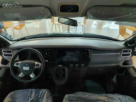 Ford Transit 2023 - Tặng gói phụ kiện chính hãng + giảm ngay tiền mặt hàng chục triệu đồng